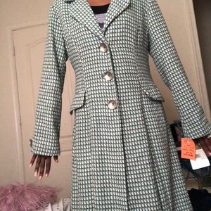 Women Kenzie plaid size 10 trench coat